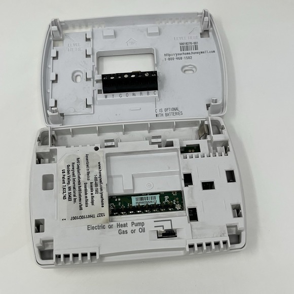 Honeywell PRO 4000 TH4110D1007 Programmable Thermostat Tested Used - Picture 8 of 10